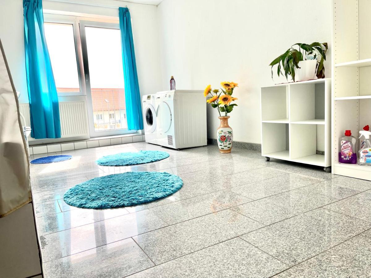 #World Monteurzimmer Schkeuditz Exteriör bild
